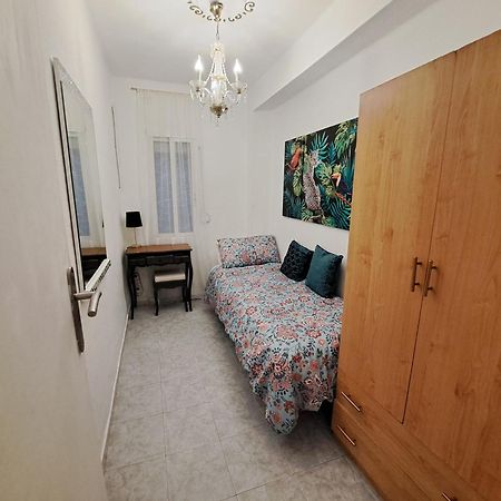 Apartamento Acogedor Con Wifi バレンシア エクステリア 写真
