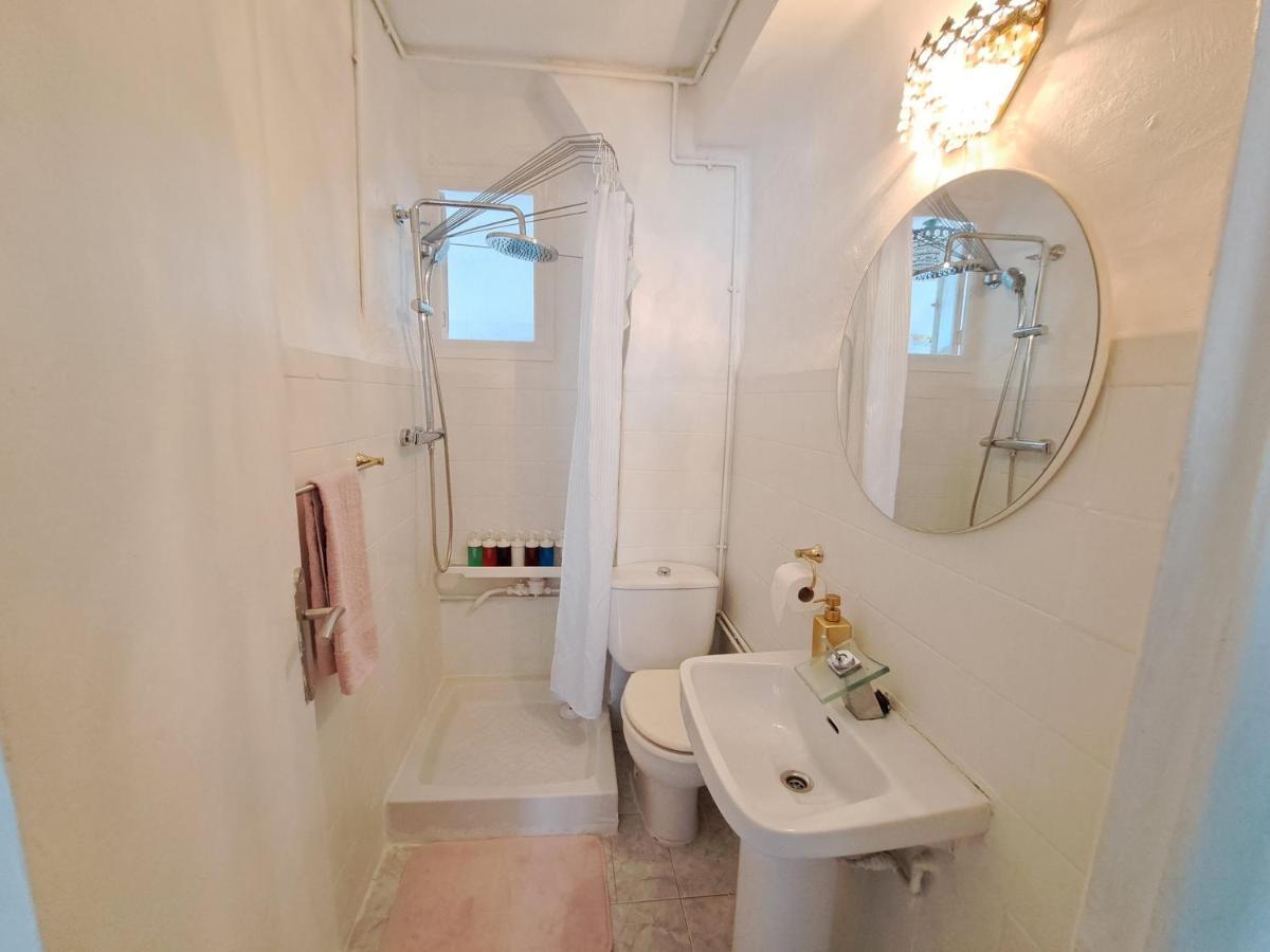 Apartamento Acogedor Con Wifi バレンシア エクステリア 写真