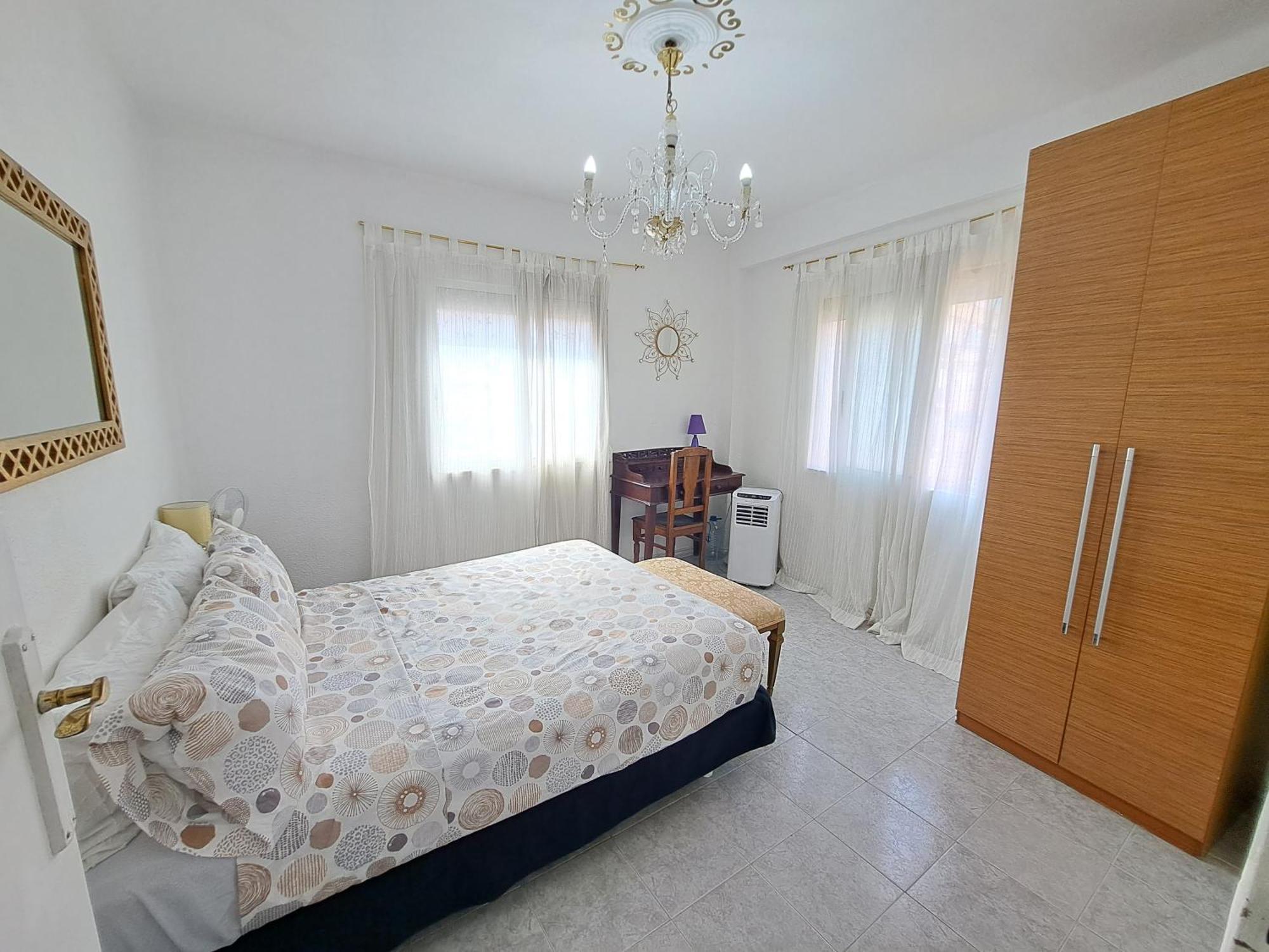 Apartamento Acogedor Con Wifi バレンシア エクステリア 写真