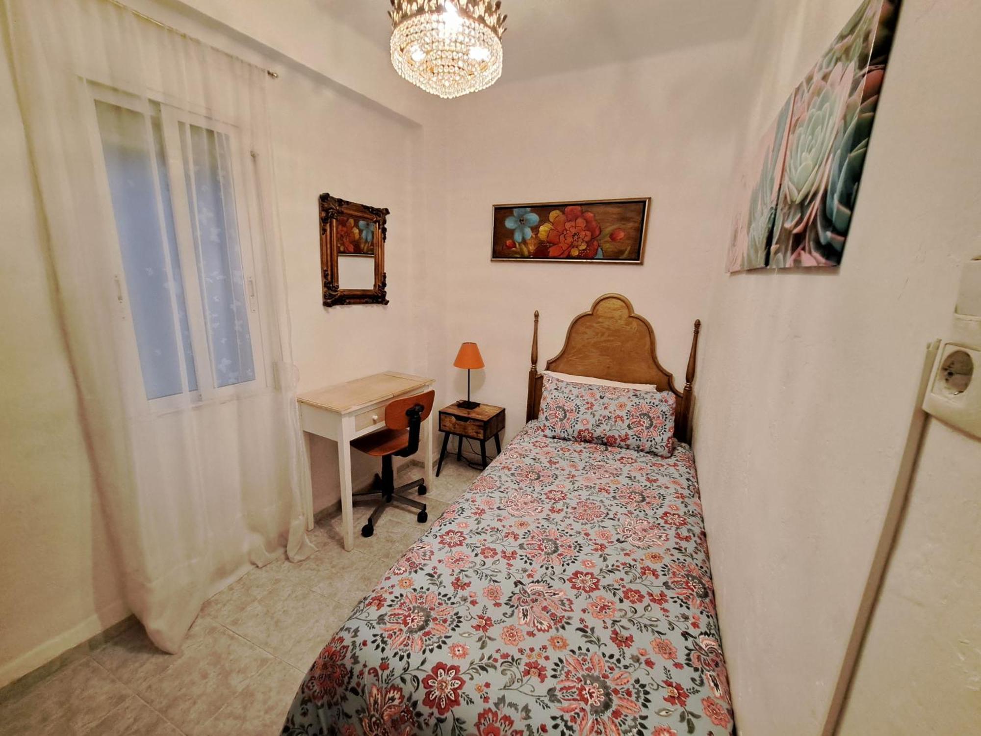 Apartamento Acogedor Con Wifi バレンシア エクステリア 写真